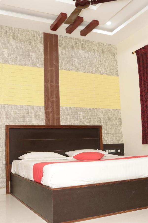 E S Residency Hotel Theni Exterior foto