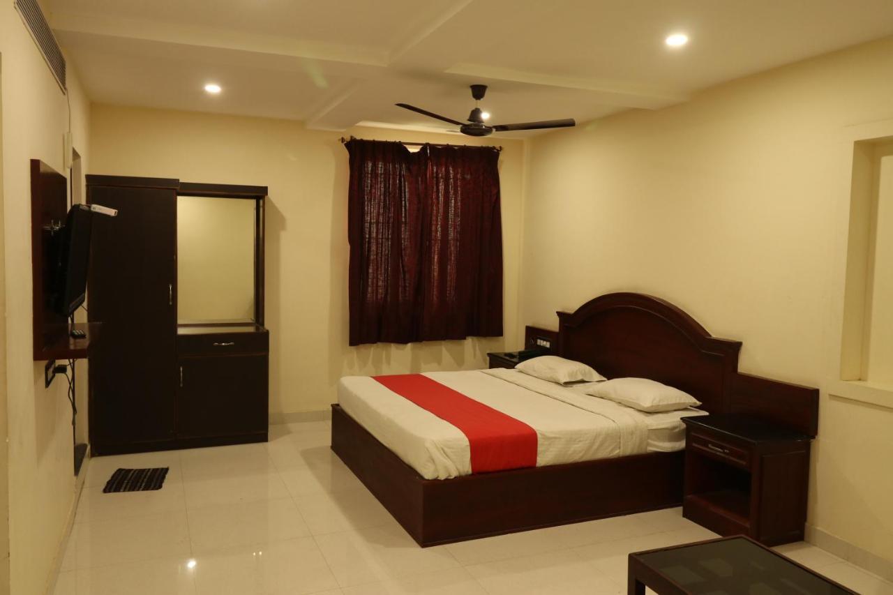 E S Residency Hotel Theni Exterior foto